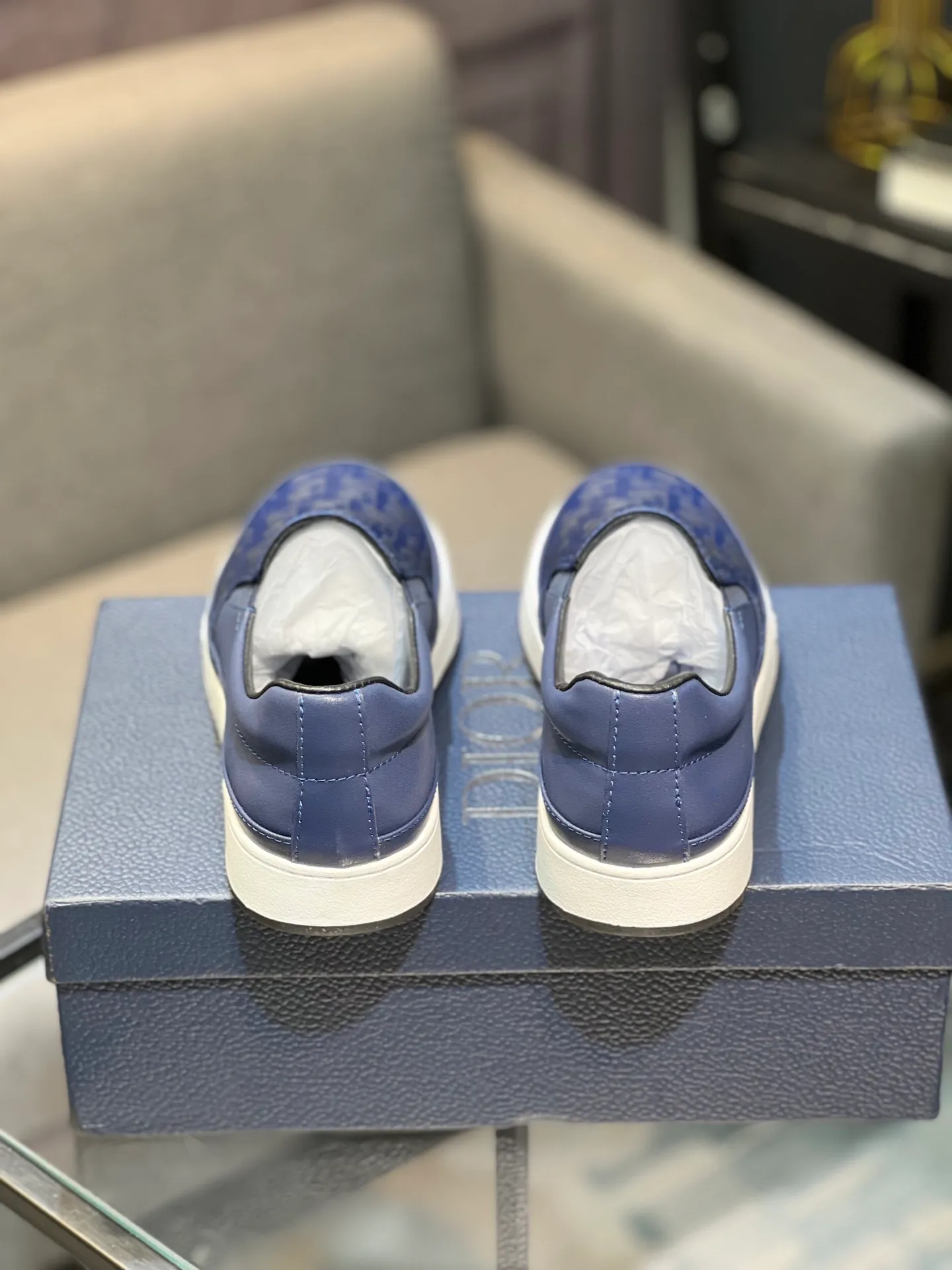 Men's shoes 💰420 [Dior] 🔝The latest masterpiece of high-end men's shoes brand: original special cloth fabric imported from Italy + cowhide + imported sheepskin lining 🔥Original toe-cap rubber outsole Soft and comfortable, making walking more convenient and comfortable! Size: 38-44 (45 can be customized)